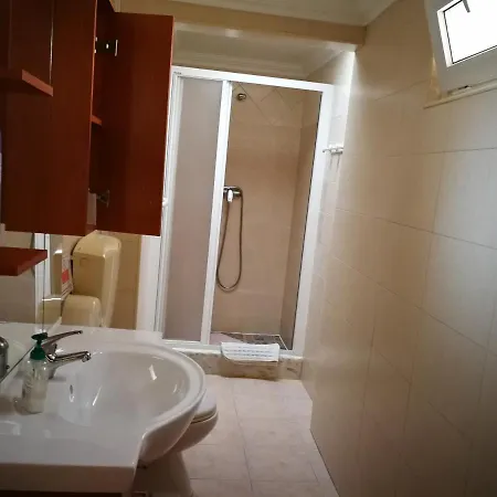 بيت ضيافة Surf House Helena 4*