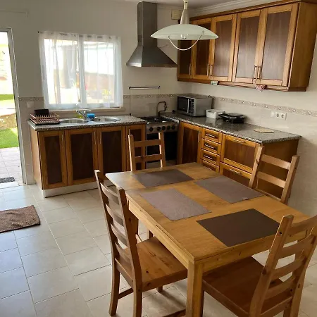 بيت ضيافة Surf House Helena