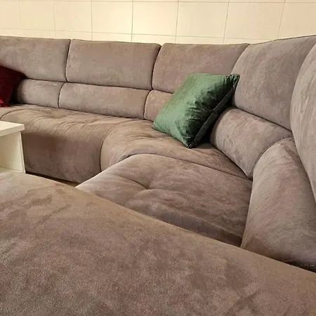 Surf House Helena بيت ضيافة