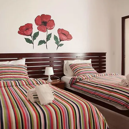 Surf House Helena 4* باليال